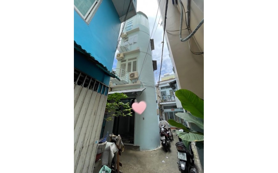 Siêu hot ! Bán Gấp nhà Lý Thái Tô, con đường 3/2 gần khám đa khoa nhi đồng Q10.